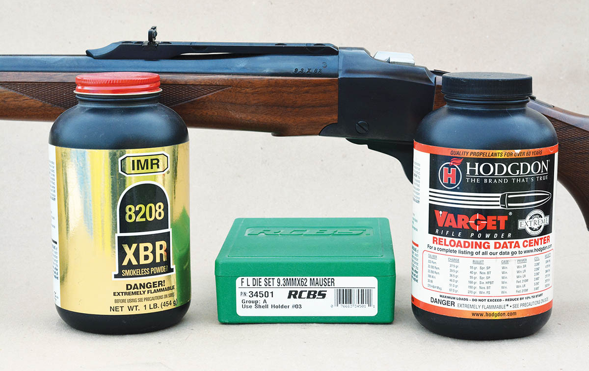 IMR-8208-XBR and Hodgdon Varget are top-choice extruded powders for handloading the 9.3x62mm Mauser.